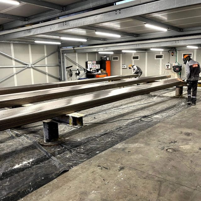 Nouvelle cabine de meulage manuel insonorisée 1